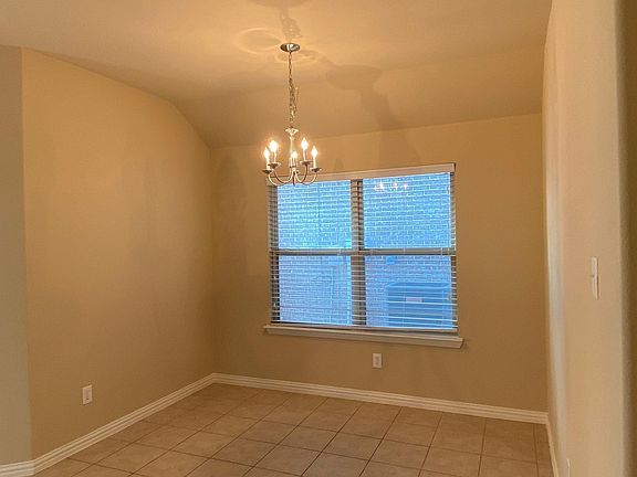 3rd image of 180 Pleasant Hill Ln