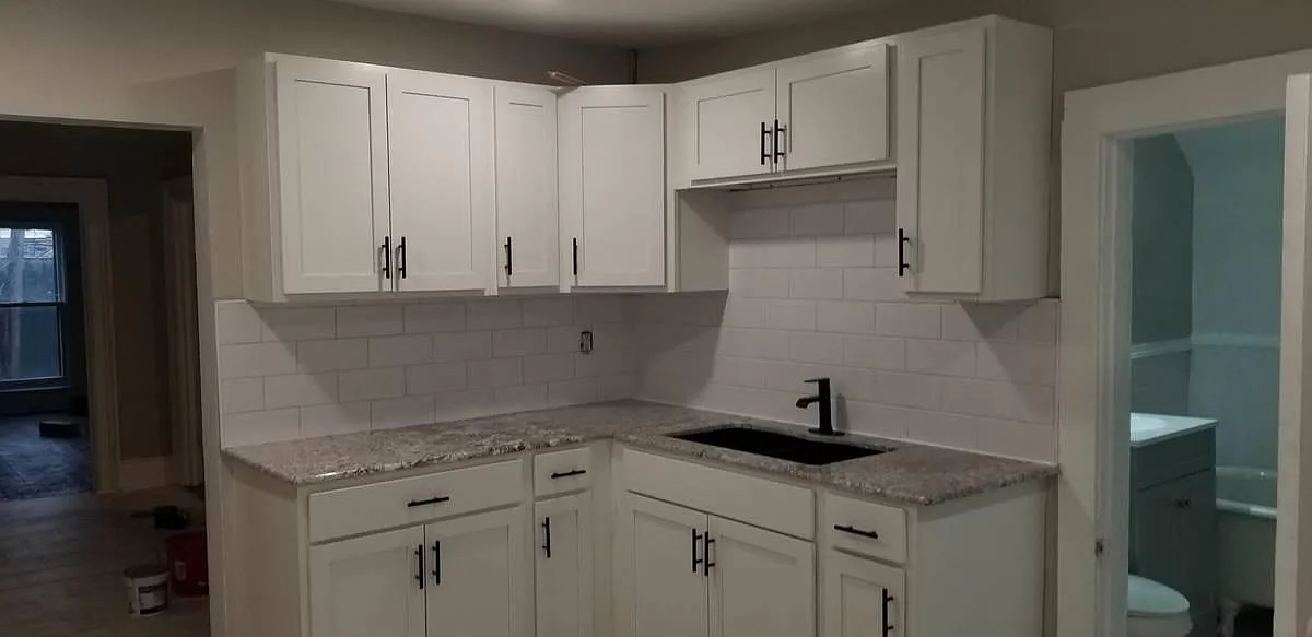 2 bed, 2030 sqft, $1,200 — Photo 2
