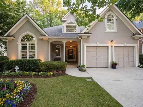 850 Lake Medlock Dr, Johns Creek, GA 30022