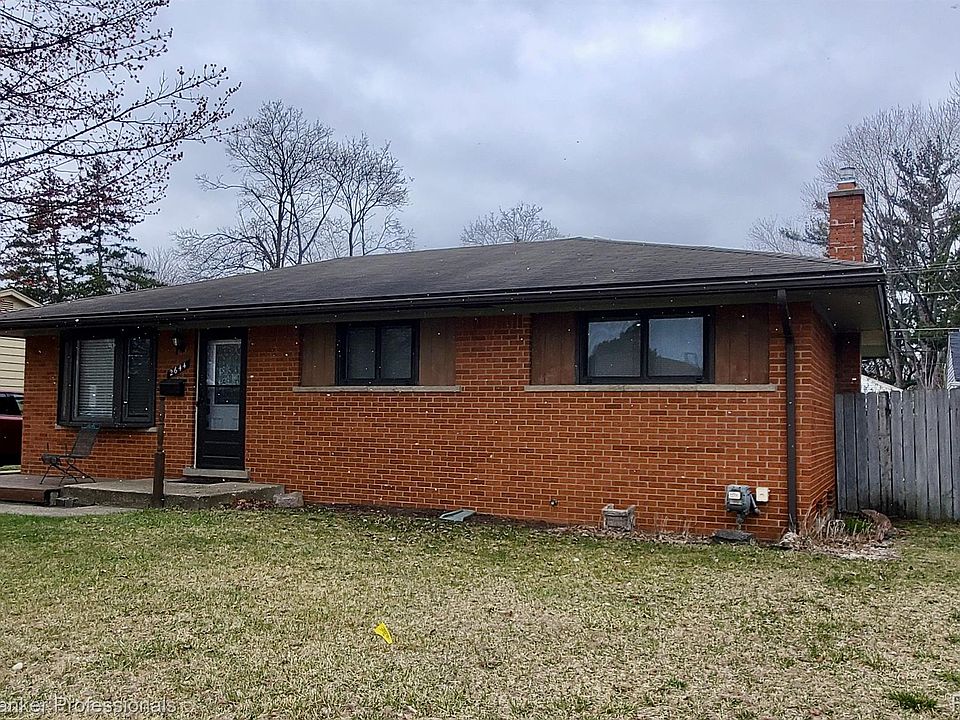 1st image of 2644 Treadwell St