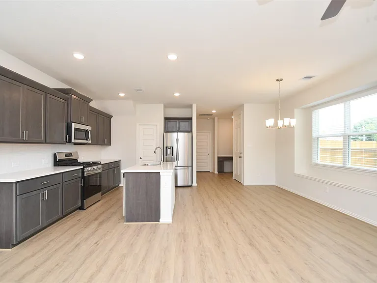 27823 Western Creek Ct — Photo 11