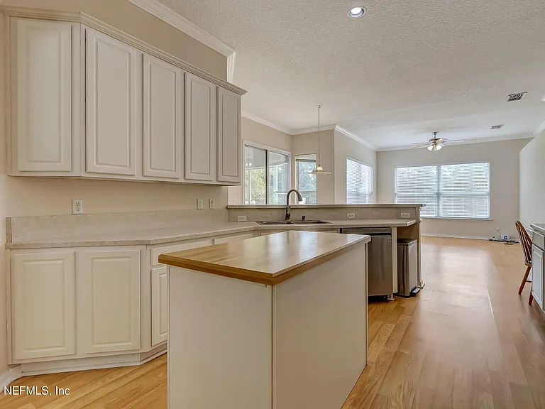 1015 Mystic Harbor Dr — Photo 21