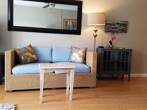 3rd image of 355 Kalanianaole St #211-1