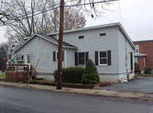 301 S Hanover St, Pottstown, PA 19465