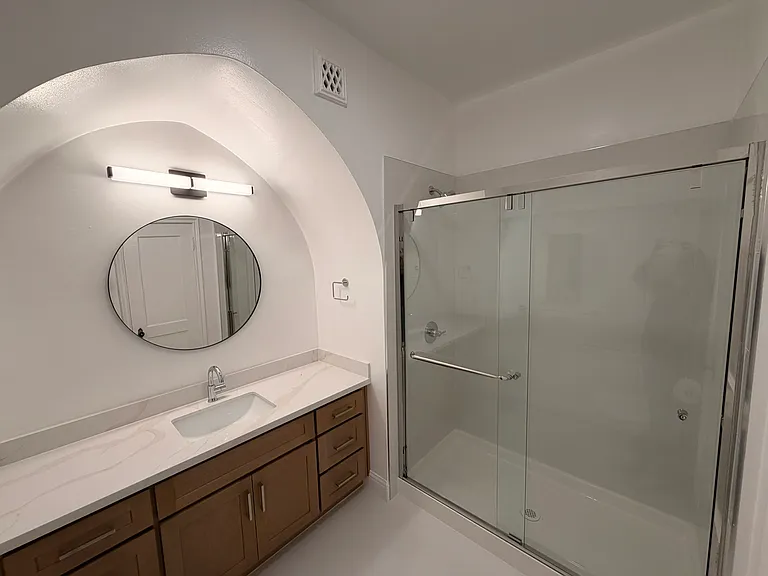 3401 Clay St #601 — Photo 4