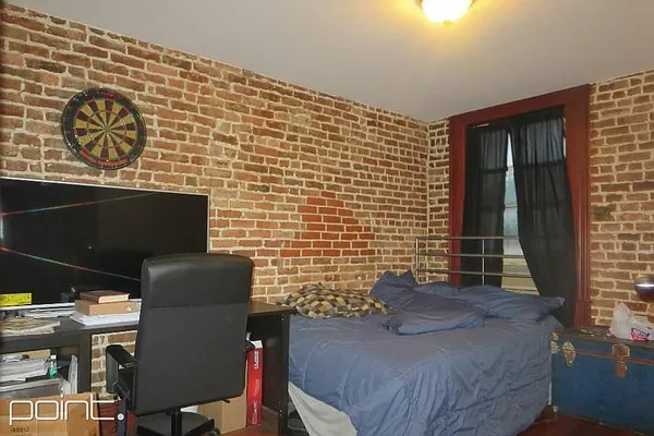 Rented by Point NYC | media 18