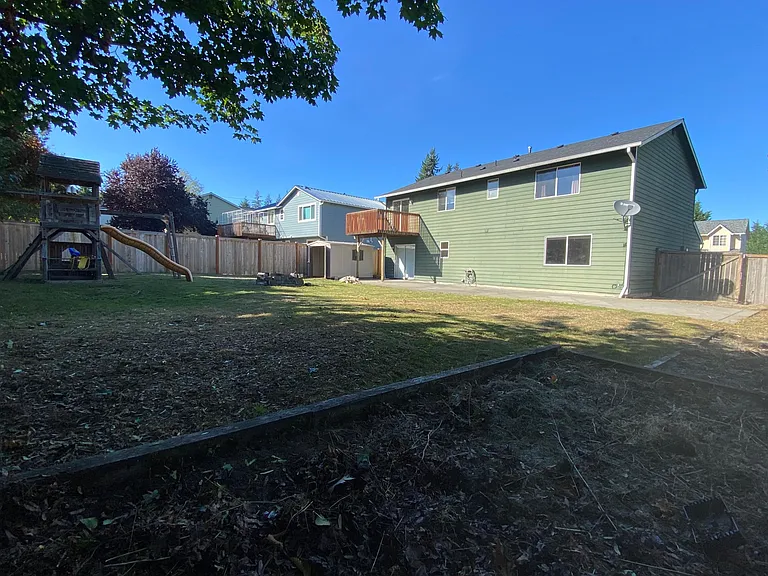 704 143rd Pl SW — Photo 22
