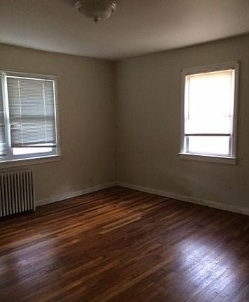 3rd image of 51 Locust Dr #1
