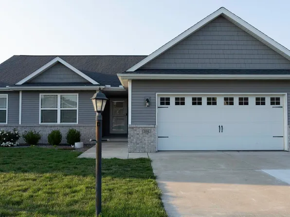 104 Cotton Ln, East Peoria, IL 61611
