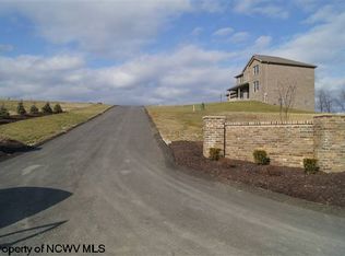 2 Pheasant Run Dr, Smock, PA 15480