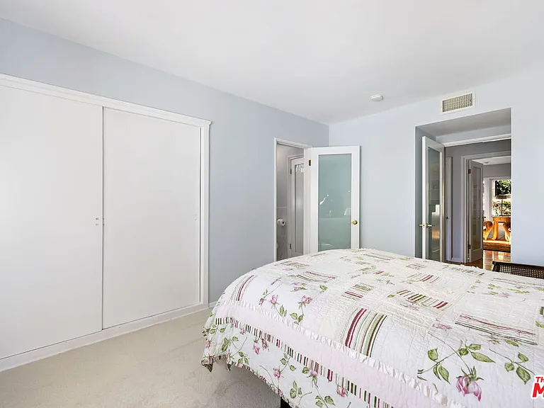 11215 W Sunset Blvd — Photo 53