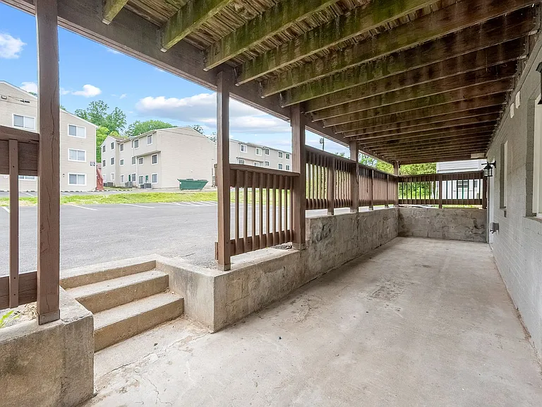 515 Davis St — Photo 17