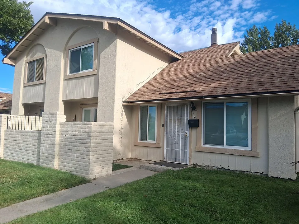 14 Condor Cir