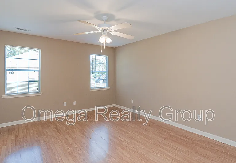 2022 Edgewood Dr — Photo 12