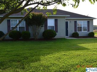 118 Travis Dr, Hazel Green, AL 35750