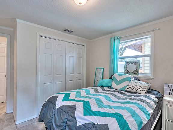 5th image of 5032 Palmetto St