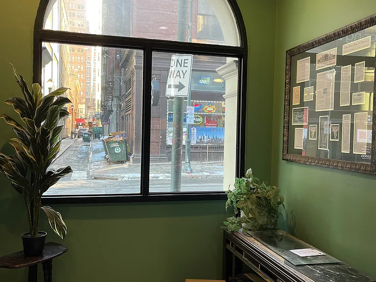 201 S 12th St #4B — Photo 3