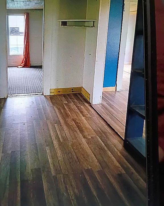 1st image of 749 Anna Ave