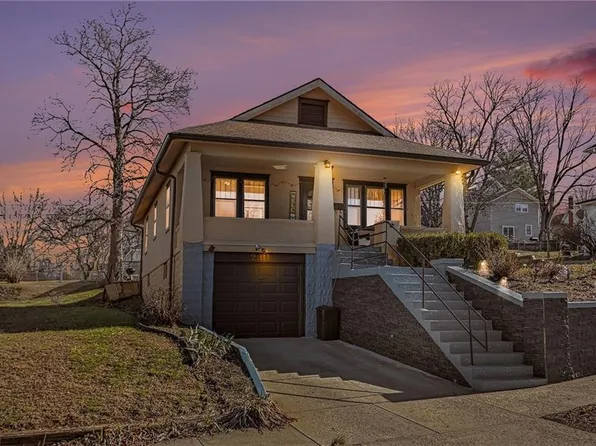 2311 S 15th St, Saint Joseph, MO 64503