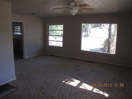 2nd image of 901 S 13th St