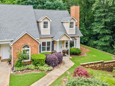 1022 Sasha Ln, Roswell, GA, 30075