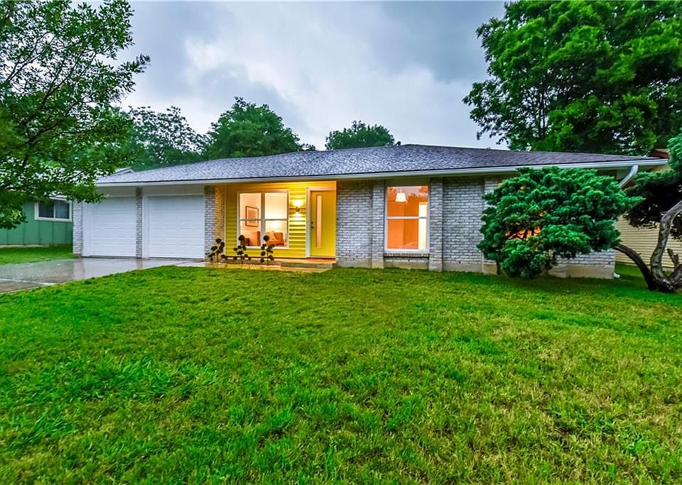 1st image of 400 Thistlewood Dr