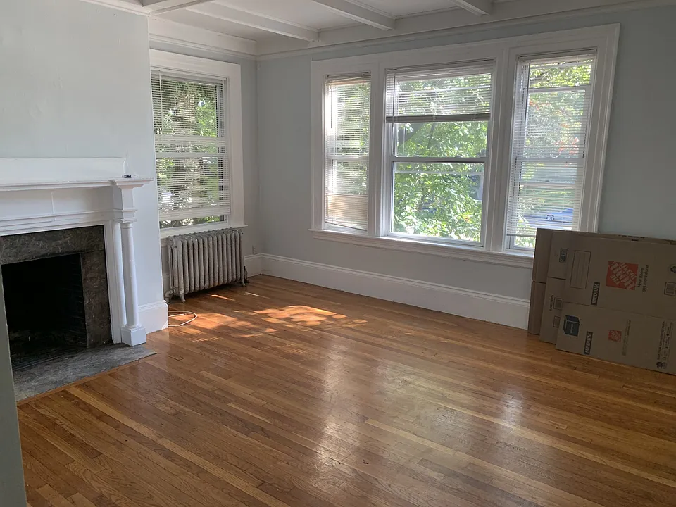 1789 Commonwealth Ave #1R