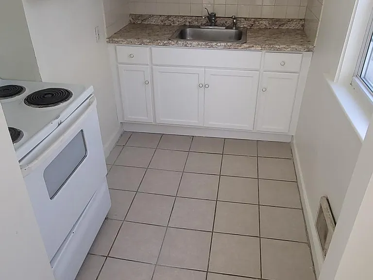 599 Union St #1 — Photo 1