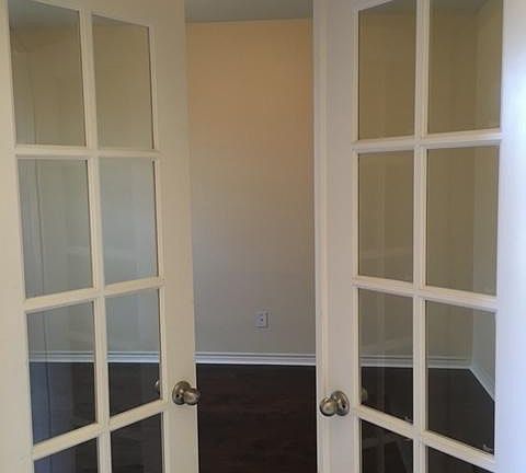 3rd image of 727 Marina Vista Dr