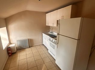 4338 Penn St #3, Philadelphia, PA 19124