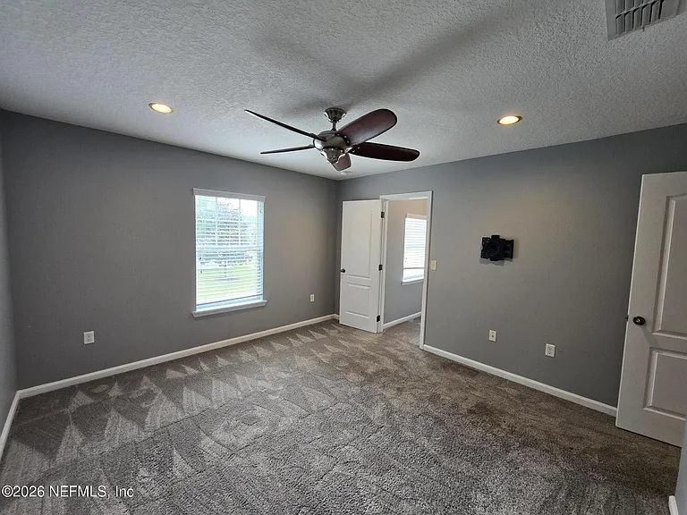 180 Thornloe Dr — Photo 45