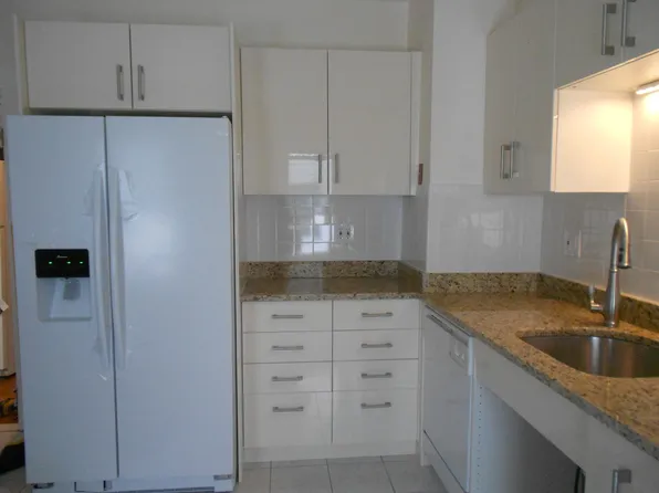 63 Fairbanks St #2Z, Brighton, MA 02135