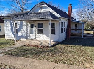 105 S White Oak St, Desloge, MO 63601
