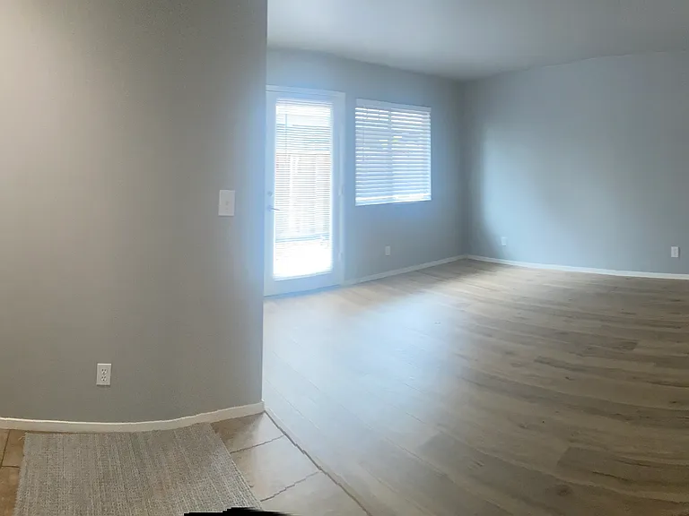 2460 Avignon Cir — Photo 6