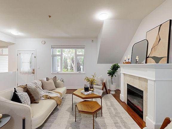4th image of 4468 Albert St #305
