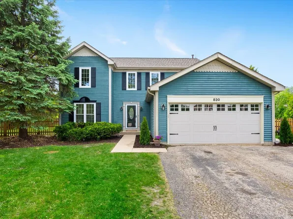 830 Waterford Ct, Lake Zurich, IL 60047
