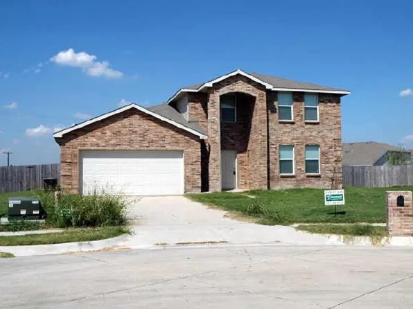 221 Phlox Ln, Burleson, TX 76028