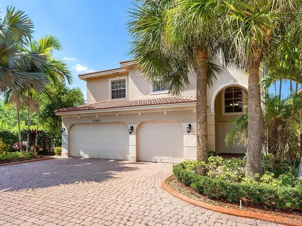 12491 SW 1st St, Plantation, FL 33325