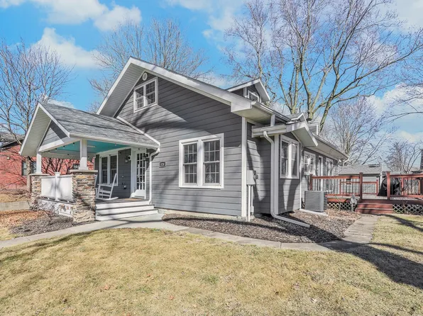 520 Morningside Dr, Pella, IA 50219
