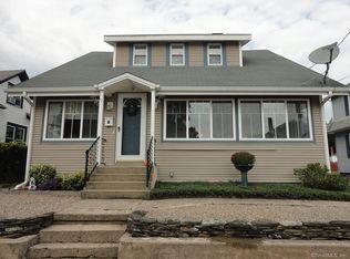 9 Perry Ave, Norwich, CT 06360