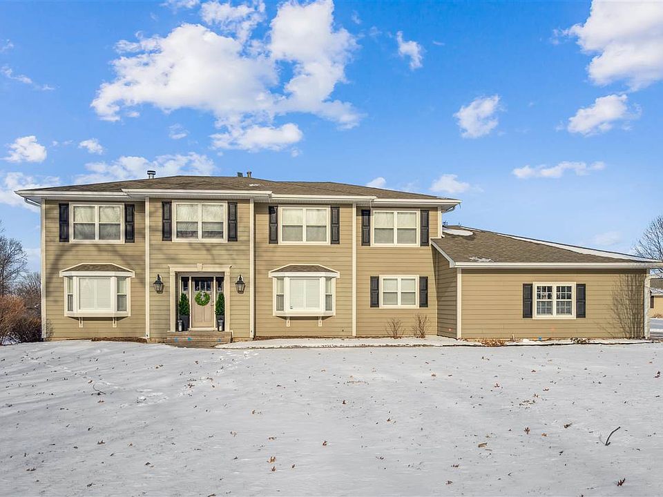 1st image of 4362 Cloverdale Rd