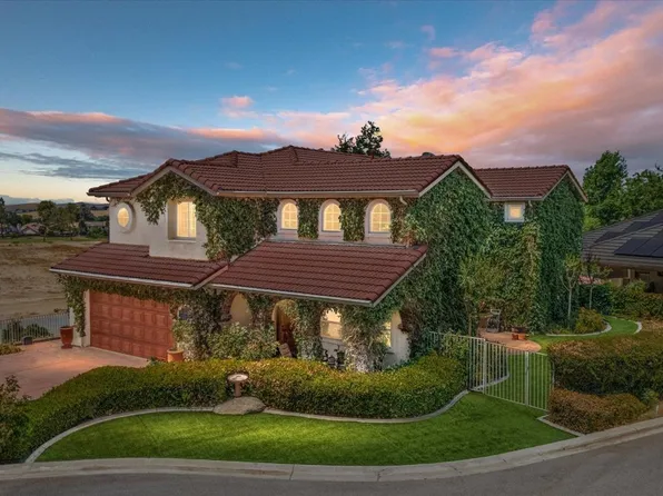 5200 Doble Aguila Way, Bakersfield, CA 93306