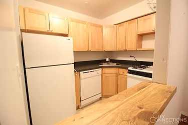 Rented by City Connections Realty