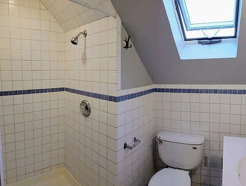 4926 N 61st St — Photo 17