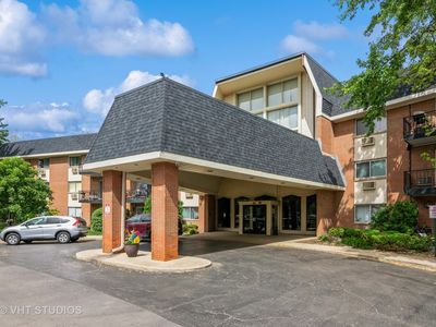 1188 Royal Glen Dr APT 102W, Glen Ellyn, IL, 60137