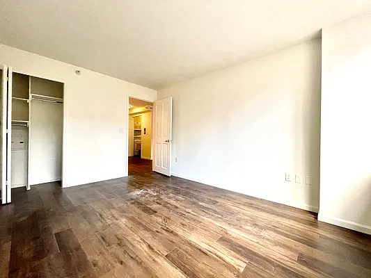 Rented by Addison Property Group | media 21