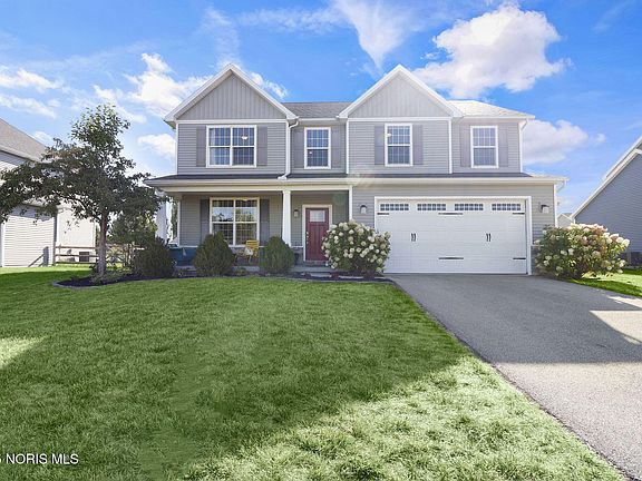 3rd image of 25206 Saddle Horn Dr