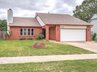 2224 W Ocala St, Broken Arrow, OK 74011