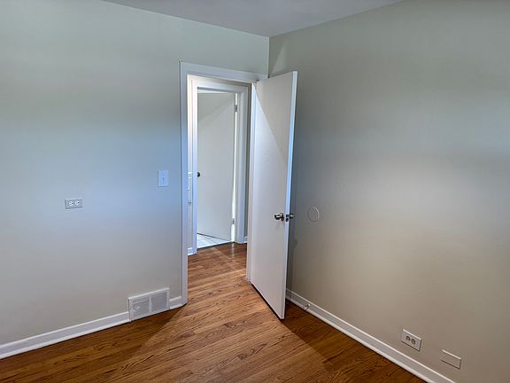 5th image of 9150 Lowell Ave