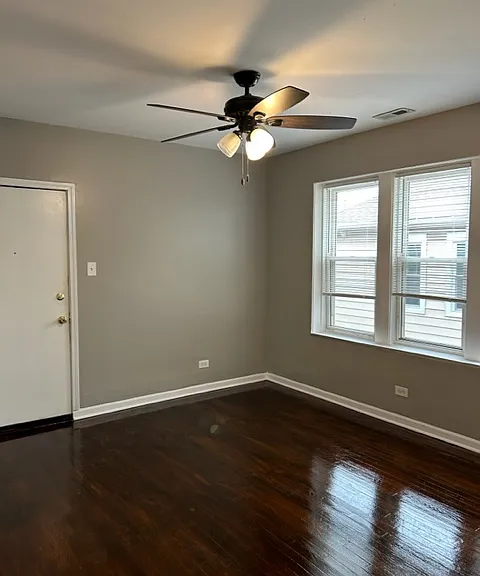 2037 N Kildare Ave #2-2W — Photo 8
